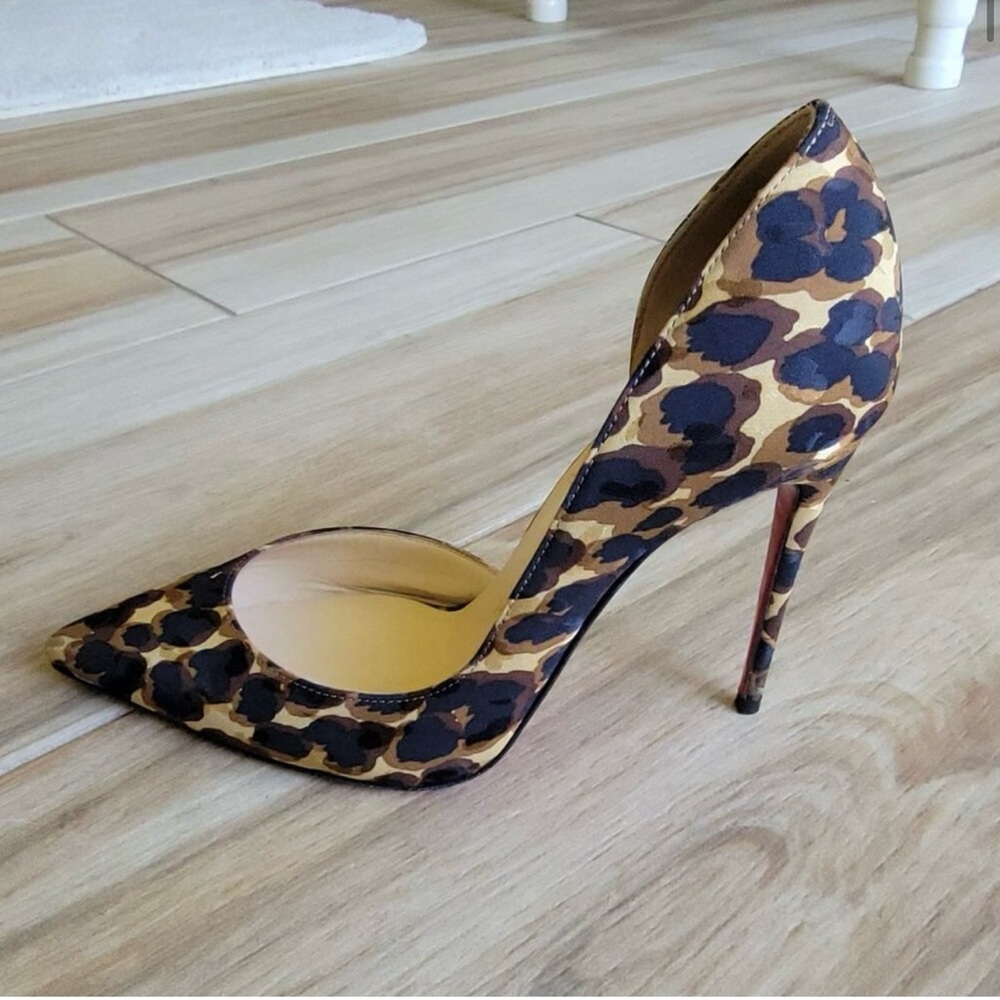 Christian Louboutin Iriza 100 Brown Silk Leopard
Sandal Heels Eur. 35.5